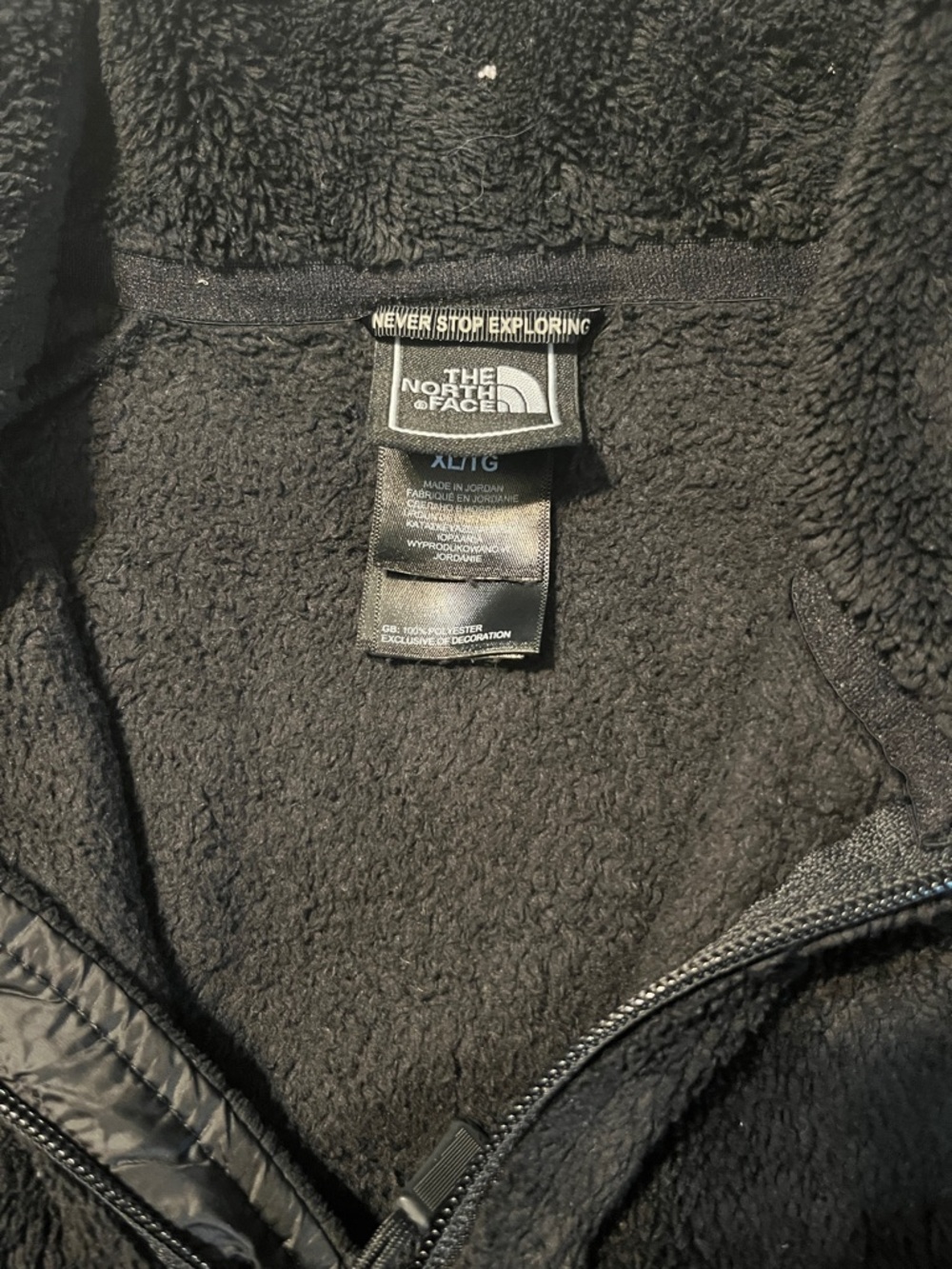 The North Face Black Lightweight Fleece Jacket - Full Zip - Picture 2 of 4